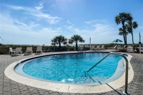 Copropriété à vendre à Madeira Beach, Floride: 2 chambres, 103.12 m2 № 1344198 - photo 4