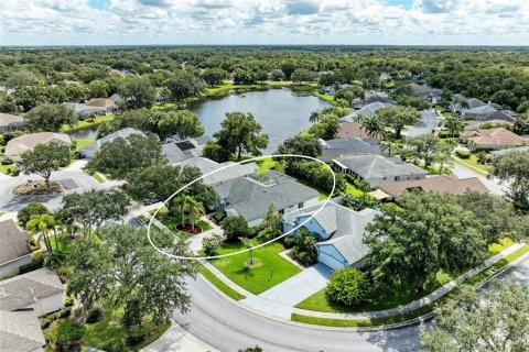 House in Lakewood Ranch, Florida 4 bedrooms, 187.38 sq.m. № 1344204 - photo 5