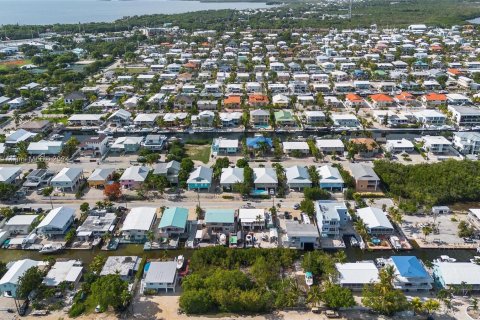 Land in Key Largo, Florida № 1145955 - photo 1