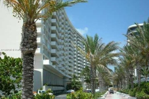 Copropriété à louer à Miami Beach, Floride: 1 chambre, 110.55 m2 № 850941 - photo 13