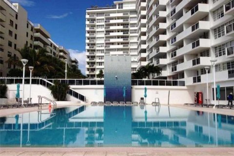 Copropriété à louer à Miami Beach, Floride: 1 chambre, 110.55 m2 № 850941 - photo 23