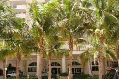 Copropriété à louer à Miami Beach, Floride: 1 chambre, 110.55 m2 № 850941 - photo 15