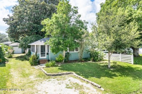 Villa ou maison à louer à Neptune Beach, Floride: 2 chambres, 74.32 m2 № 802032 - photo 1