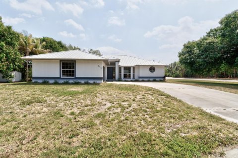 House in Vero Beach, Florida 3 bedrooms, 156.73 sq.m. № 1118570 - photo 26