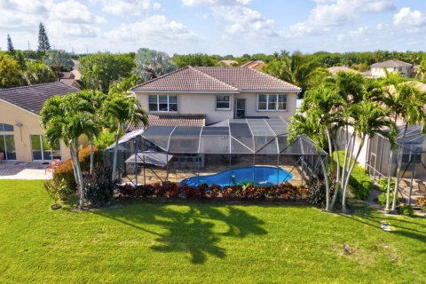 House in Lake Worth, Florida 5 bedrooms, 261.61 sq.m. № 1118743 - photo 15