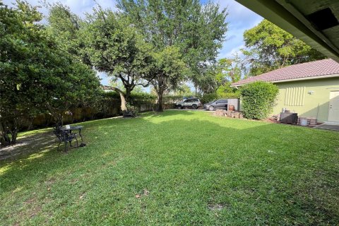 Casa en venta en Davie, Florida, 4 dormitorios, 286.42 m2 № 1118745 - foto 13