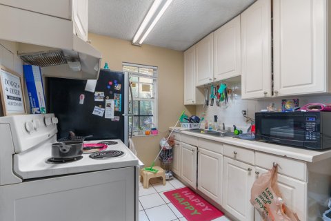 Condominio en venta en Wilton Manors, Florida, 2 dormitorios, 67.63 m2 № 1118744 - foto 11
