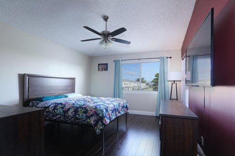 Купить таунхаус в Форт-Лодердейл, Флорида 2 спальни, 97.27м2, № 1141404 - фото 14