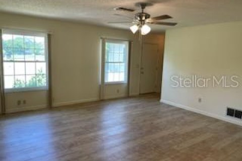 House in Ocala, Florida 3 bedrooms, 164.16 sq.m. № 1341103 - photo 14