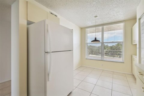 Copropriété à vendre à Bradenton, Floride: 2 chambres, 106.09 m2 № 1372147 - photo 17