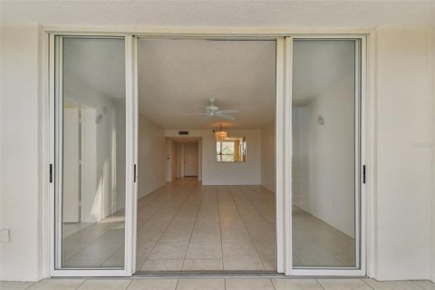 Copropriété à vendre à Bradenton, Floride: 2 chambres, 106.09 m2 № 1372147 - photo 26