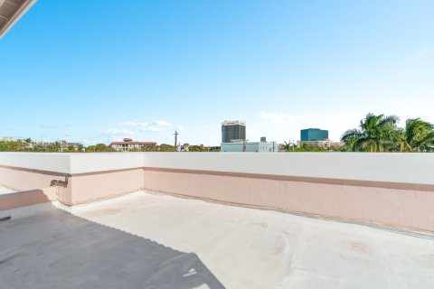 Copropriété à vendre à Fort Lauderdale, Floride: 3 chambres, 242.47 m2 № 982014 - photo 8