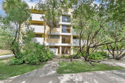 Condominio en venta en Coral Gables, Florida, 2 dormitorios, 87.7 m2 № 1428512 - foto 20