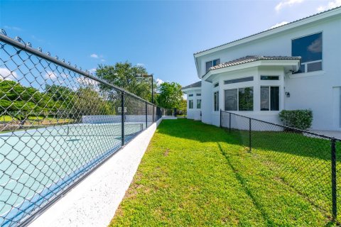 Villa ou maison à vendre à Coral Springs, Floride: 9 chambres, 758.73 m2 № 1332177 - photo 18