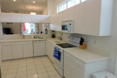 House in Sarasota, Florida 3 bedrooms, 162.3 sq.m. № 709041 - photo 16