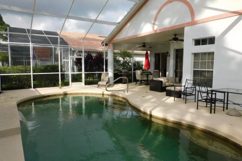 House in Sarasota, Florida 3 bedrooms, 162.3 sq.m. № 709041 - photo 24