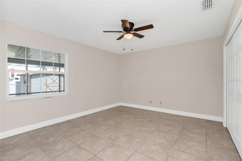 Apartment in Orlando, Florida 3 bedrooms, 118.36 sq.m. № 1378259 - photo 16