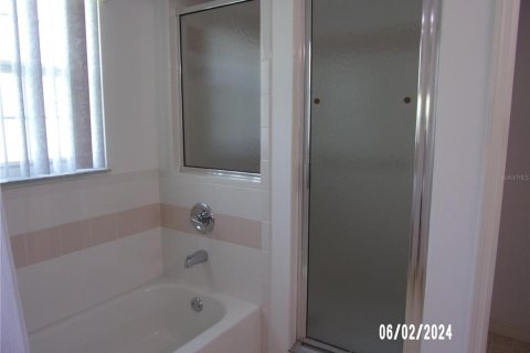 House in Summerfield, Florida 2 bedrooms, 164.07 sq.m. № 1378217 - photo 20