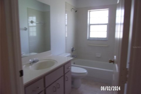 House in Summerfield, Florida 2 bedrooms, 164.07 sq.m. № 1378217 - photo 22