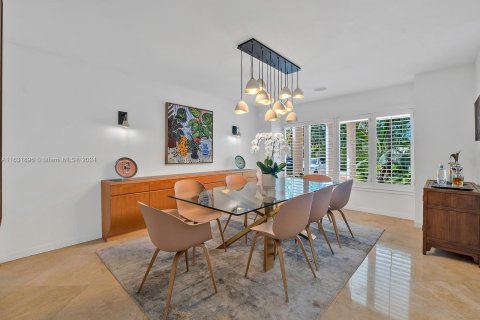 Villa ou maison à vendre à Miami Beach, Floride: 5 chambres, 439.61 m2 № 1305476 - photo 6