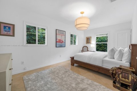 Casa en venta en Miami Beach, Florida, 5 dormitorios, 439.61 m2 № 1305476 - foto 27