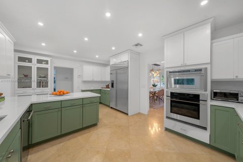 Casa en venta en Miami Beach, Florida, 5 dormitorios, 439.61 m2 № 1305476 - foto 16