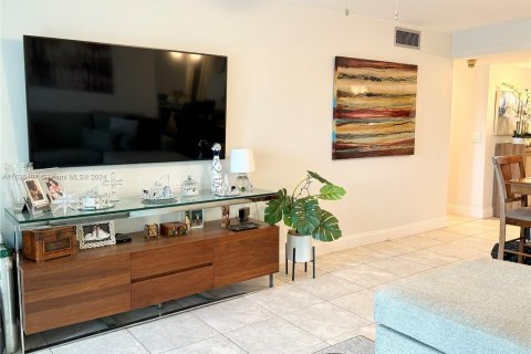 Condo in Sunrise, Florida, 1 bedroom  № 1305441 - photo 27