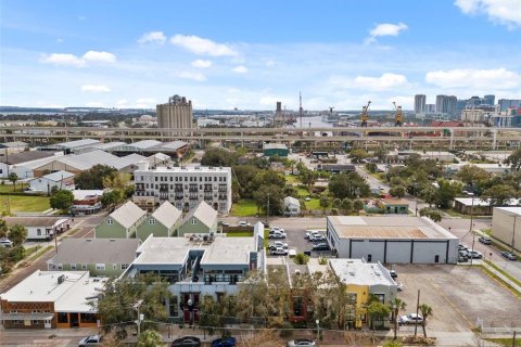 Condo in Tampa, Florida, 2 bedrooms  № 1425599 - photo 26