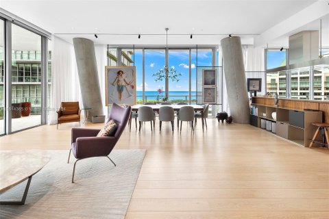 Copropriété à vendre à Miami, Floride: 4 chambres, 328.13 m2 № 1270508 - photo 6