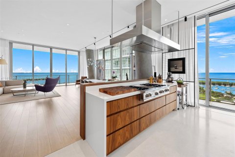 Condominio en venta en Miami, Florida, 4 dormitorios, 328.13 m2 № 1270508 - foto 20