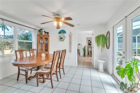 Casa en venta en Port Richey, Florida, 3 dormitorios, 126.81 m2 № 1346612 - foto 21