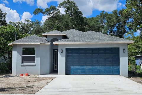 Casa en venta en Tampa, Florida, 3 dormitorios, 136.01 m2 № 1347355 - foto 1