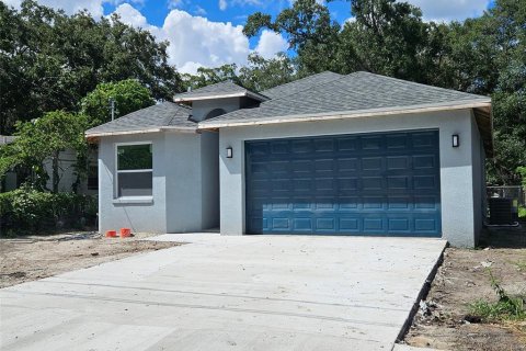 Villa ou maison à vendre à Tampa, Floride: 3 chambres, 136.01 m2 № 1347355 - photo 2