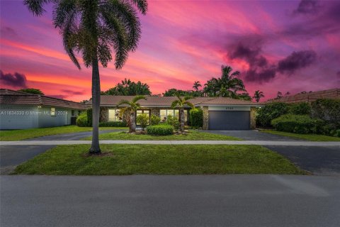 Casa en venta en Hollywood, Florida, 4 dormitorios, 214.05 m2 № 1294870 - foto 2