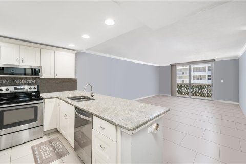 Copropriété à vendre à Hallandale Beach, Floride: 1 chambre, 72.46 m2 № 1294871 - photo 8