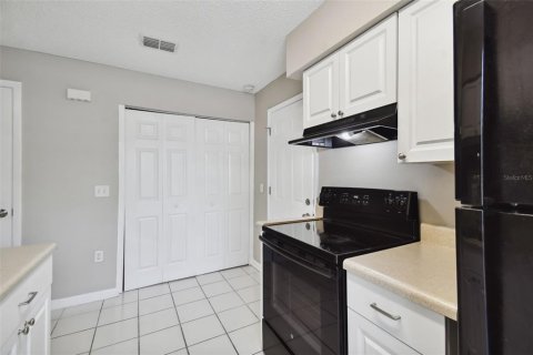 Townhouse in Tampa, Florida 2 bedrooms, 95.13 sq.m. № 1087021 - photo 20