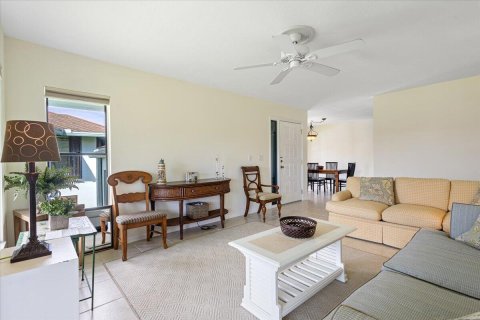 Copropriété à vendre à Stuart, Floride: 2 chambres, 108.14 m2 № 860496 - photo 18