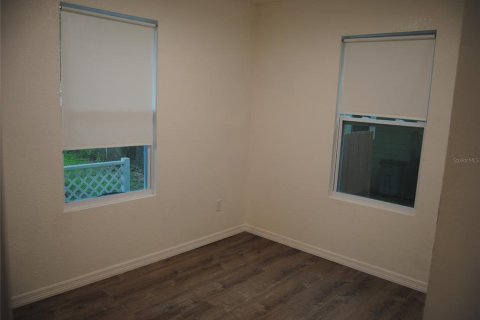 House in Tampa, Florida 3 bedrooms, 121.33 sq.m. № 1378218 - photo 27