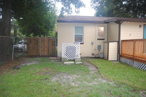 House in Tampa, Florida 3 bedrooms, 121.33 sq.m. № 1378218 - photo 13