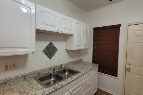 Apartamento en alquiler en Orlando, Florida, 2 dormitorios, 92.44 m2 № 1378296 - foto 3