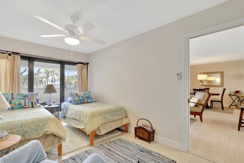 Condo in Deerfield Beach, Florida, 2 bedrooms  № 1155793 - photo 8