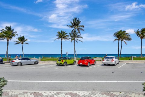 Copropriété à vendre à Deerfield Beach, Floride: 2 chambres, 94.85 m2 № 1155793 - photo 2