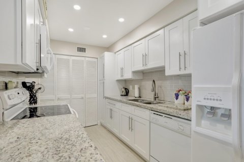 Condominio en venta en Deerfield Beach, Florida, 2 dormitorios, 94.85 m2 № 1155793 - foto 30