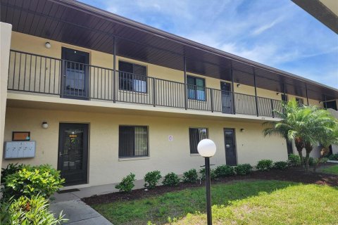 Copropriété à vendre à Punta Gorda, Floride: 2 chambres, 82.96 m2 № 1124447 - photo 1