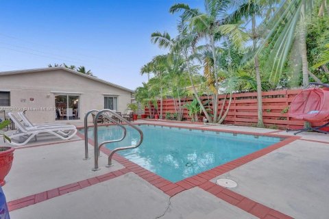 Villa ou maison à vendre à Hallandale Beach, Floride: 4 chambres, 143.26 m2 № 1282608 - photo 27