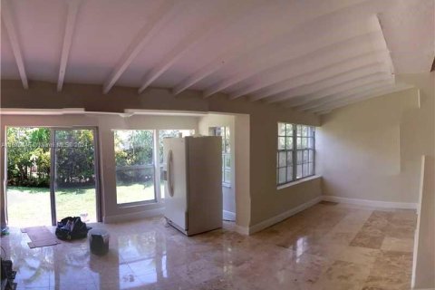 Condo in Miami, Florida, 4 bedrooms  № 1389946 - photo 8