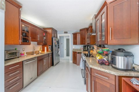 Condominio en venta en Oakland Park, Florida, 2 dormitorios, 116.13 m2 № 814422 - foto 8