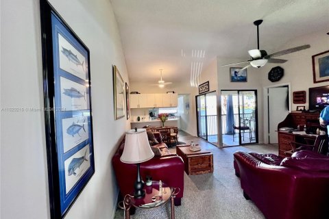 Condominio en venta en Homestead, Florida, 1 dormitorio, 63.64 m2 № 1272585 - foto 1