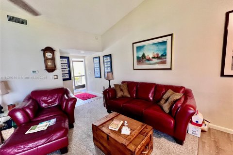 Condo in Homestead, Florida, 1 bedroom  № 1272585 - photo 12