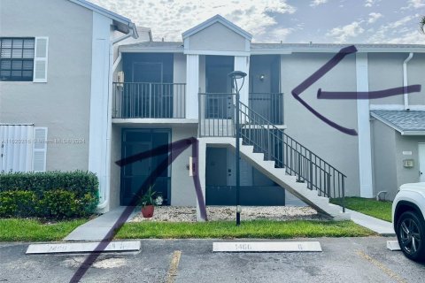 Condo in Homestead, Florida, 1 bedroom  № 1272585 - photo 2